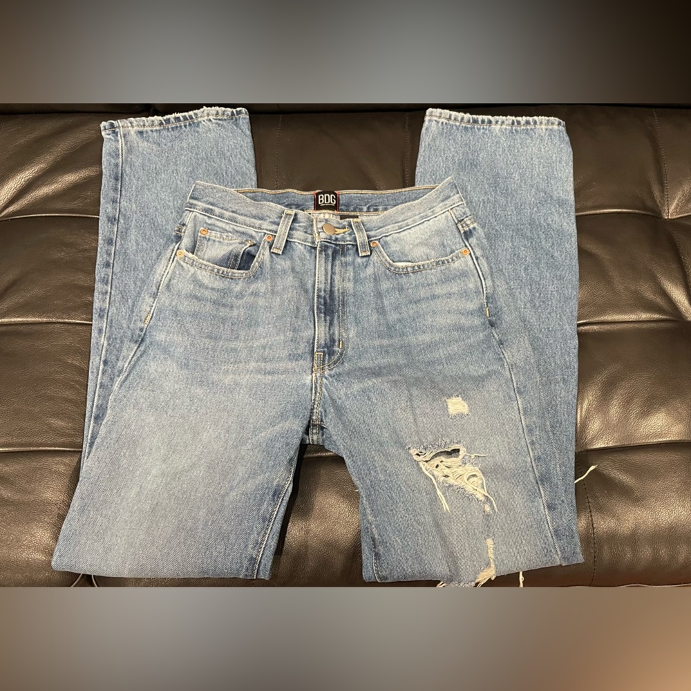 BDG Distressed Bootcut Jeans‎